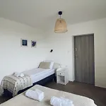 Ostrovia - Nad Morzem Penzion 3*