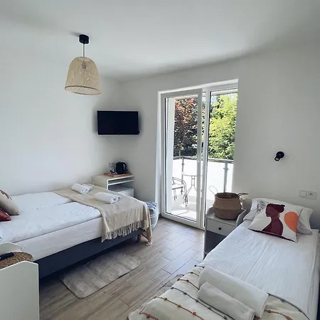 Ostrovia - Nad Morzem Ostrowo (Puck)