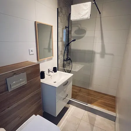 Ostrovia - Nad Morzem