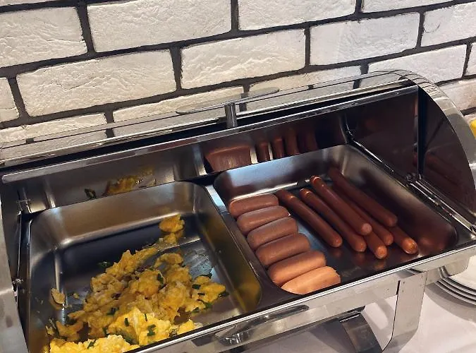 Ostrovia - Nad Morzem 招待所 奥斯特罗沃