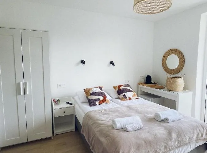 Ostrovia - Nad Morzem 招待所 3*