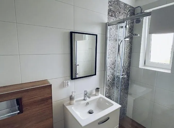 Ostrovia - Nad Morzem