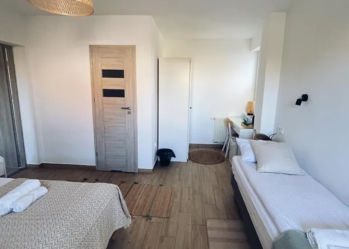 Ostrovia - Nad Morzem