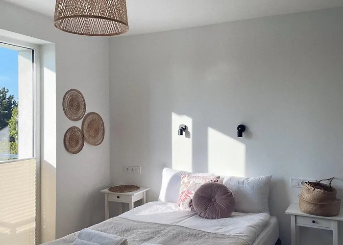 Ostrovia - Nad Morzem