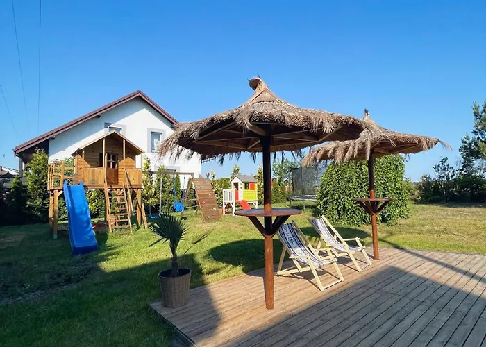 Ostrovia - Nad Morzem 招待所 奥斯特罗沃